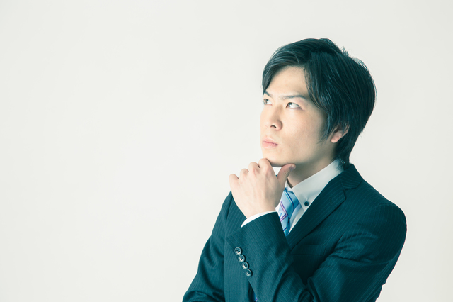 教えてくれ！中途採用ではどんな資料が必要？成績証明書？卒業証明書？